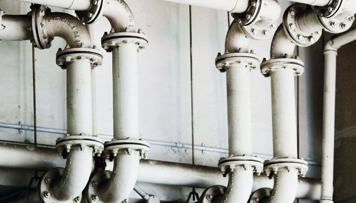 Understanding plumbing systems in commercial properties